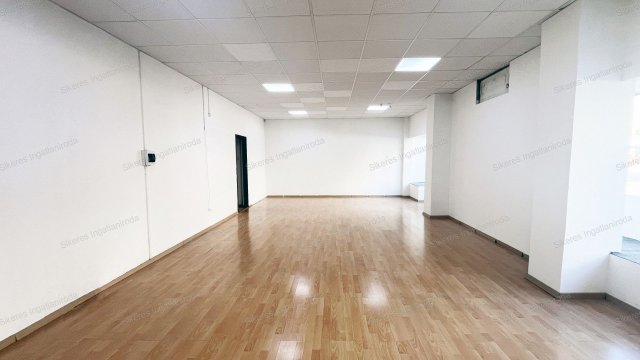 Eladó üzlethelyiség, Tatabányán 79 M Ft, 1 szobás