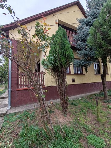Eladó családi ház, Siófokon 78 M Ft, 8 szobás