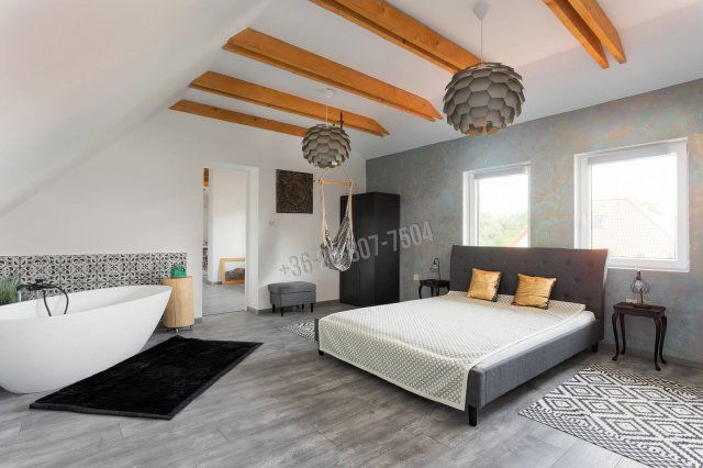 Eladó hotel, Egerszalókon, Béke utcában 219 M Ft, 12 szobás