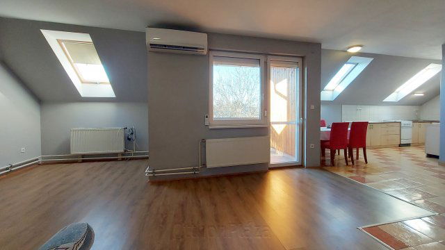 Kiadó családi ház, albérlet, Ürömön 280 E Ft / hó, 4 szobás