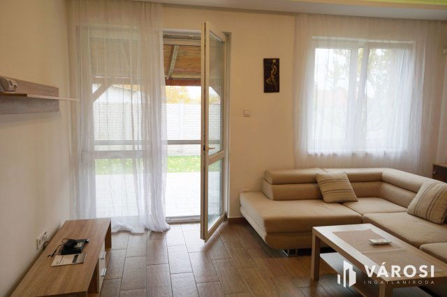 Kiadó téglalakás, albérlet, Gyálon 250 E Ft / hó, 2+1 szobás