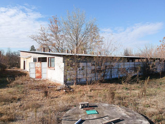 Eladó ipari ingatlan, Kiskunmajsán 30 M Ft, 10+5 szobás