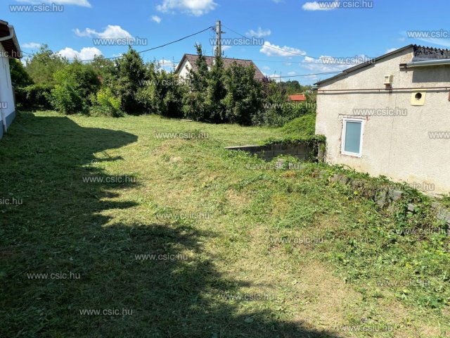 Eladó családi ház, Ürömön 110 M Ft, 1 szobás