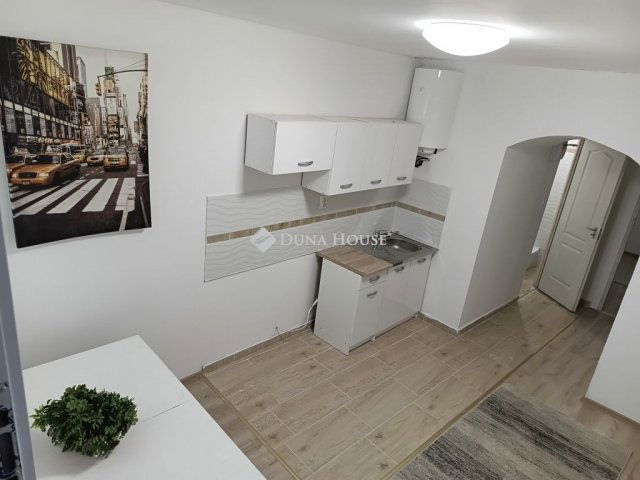 Eladó téglalakás, VII. kerületben, Szövetség utcában