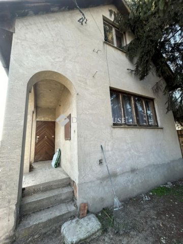 Eladó családi ház, Pilisen 22 M Ft, 1 szobás