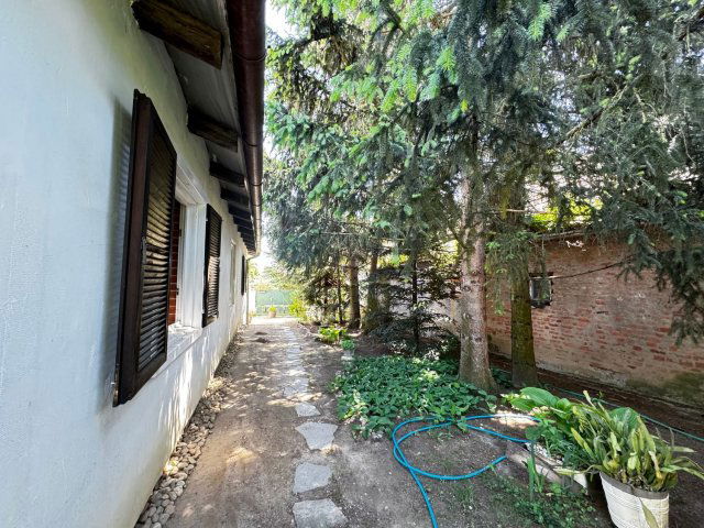 Eladó családi ház, Olaszfán 21.99 M Ft, 2 szobás