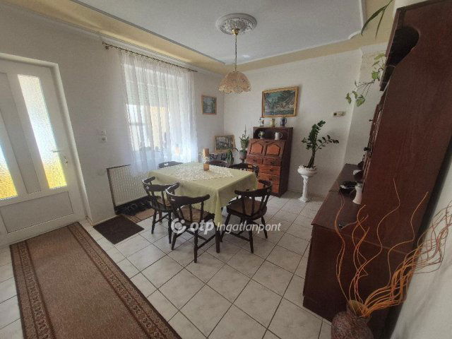 Eladó családi ház, Himesházán 34.99 M Ft, 3 szobás