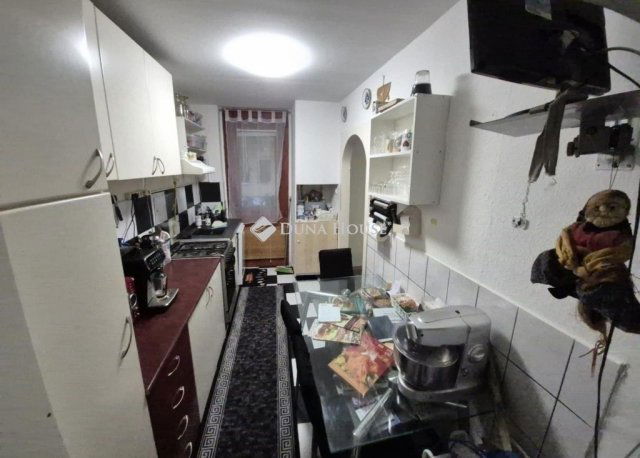 Eladó téglalakás, Budapesten, IV. kerületben 58.9 M Ft, 2 szobás