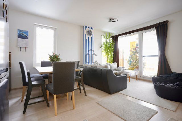 Eladó téglalakás, Budapesten, XI. kerületben, Mezőkövesd úton