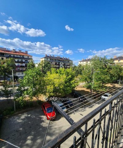 Eladó téglalakás, Budapesten, IX. kerületben 44.9 M Ft, 1 szobás