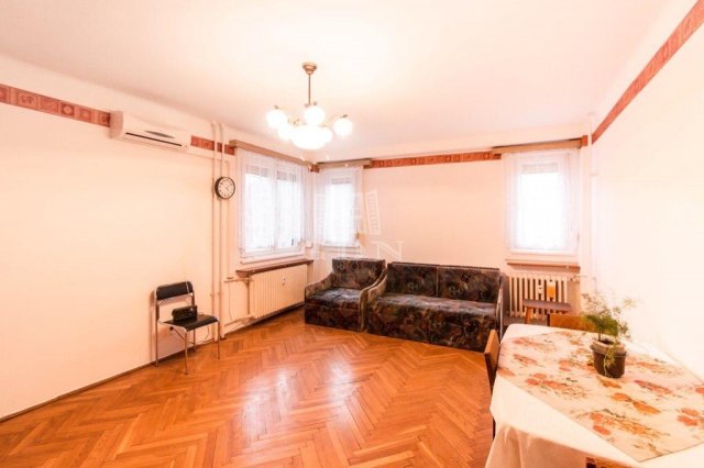 Eladó téglalakás, Budapesten, VIII. kerületben 54.9 M Ft