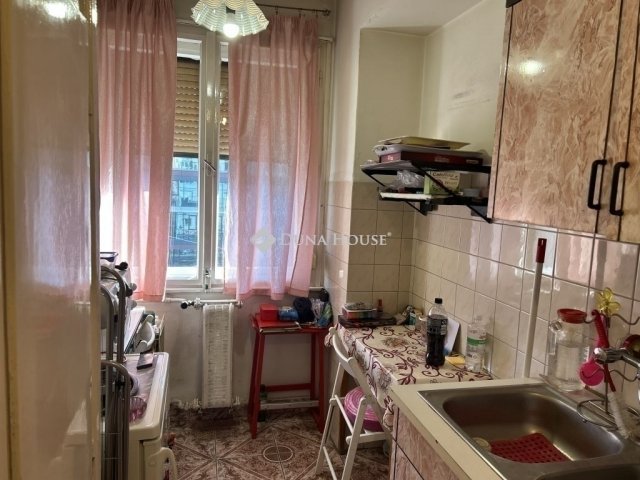 Eladó téglalakás, Budapesten, XIII. kerületben 64.9 M Ft