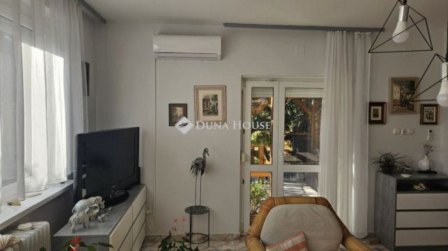 Eladó családi ház, Székesfehérvárott 135 M Ft, 5 szobás