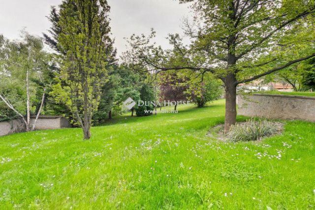 Eladó családi ház, Budapesten, II. kerületben 759.9 M Ft