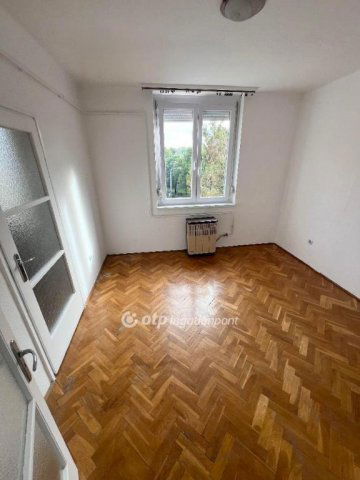 Eladó téglalakás, Egerben 42.9 M Ft, 2 szobás