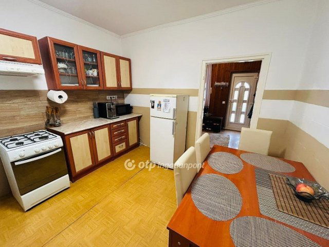 Eladó családi ház, Gávavencsellőn 14.9 M Ft, 2 szobás