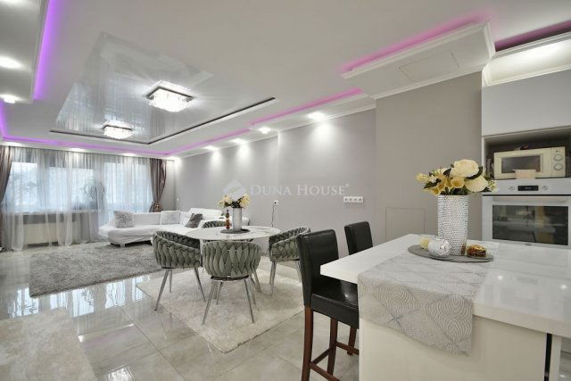 Eladó téglalakás, Budapesten, IX. kerületben 225 M Ft, 3 szobás