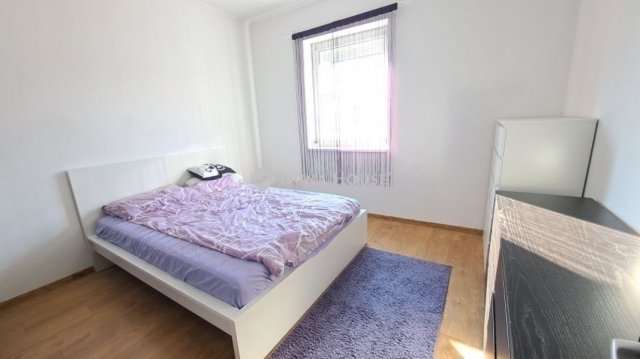 Eladó ikerház, Gyömrőn 119.9 M Ft, 5 szobás