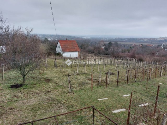 Eladó telek, Pécsett, Szénispán útján 6.49 M Ft