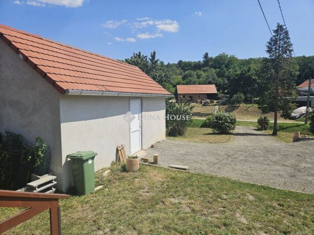 Eladó családi ház, Felsőegerszegen 23.7 M Ft, 2 szobás
