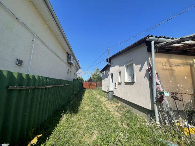 Eladó családi ház, Dunakeszin, Hunyadi János utcában 95 M Ft