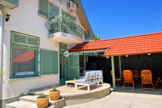 Eladó ikerház, Szigligeten, Fürdő utcában 245 M Ft, 5 szobás