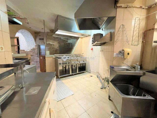 Eladó üzlethelyiség, Szentendrén 170 M Ft / költözzbe.hu