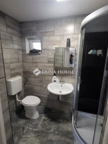 Eladó családi ház, Gyálon 82 M Ft, 6 szobás