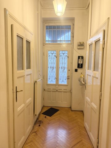 Kiadó téglalakás, albérlet, V. kerületben, Balassi Bálint utcában