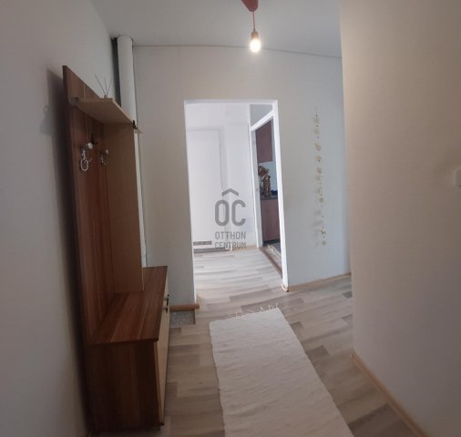 Eladó panellakás, Szekszárdon, Alisca utcában 28.4 M Ft