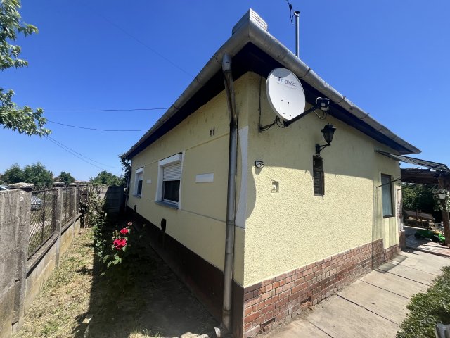 Eladó családi ház, Sarkadon, Magyar utcában 18.9 M Ft, 2 szobás