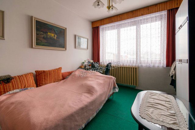 Eladó családi ház, Mosonmagyaróváron 65 M Ft, 5 szobás