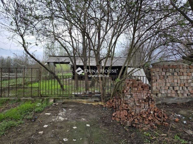 Eladó családi ház, Harkányban 37 M Ft, 4 szobás