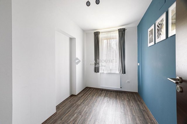 Eladó családi ház, Budapesten, III. kerületben 429 M Ft