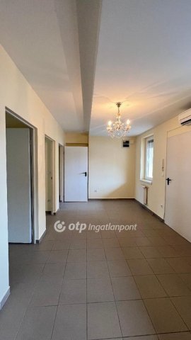 Eladó téglalakás, Egerben 62.9 M Ft, 1+2 szobás