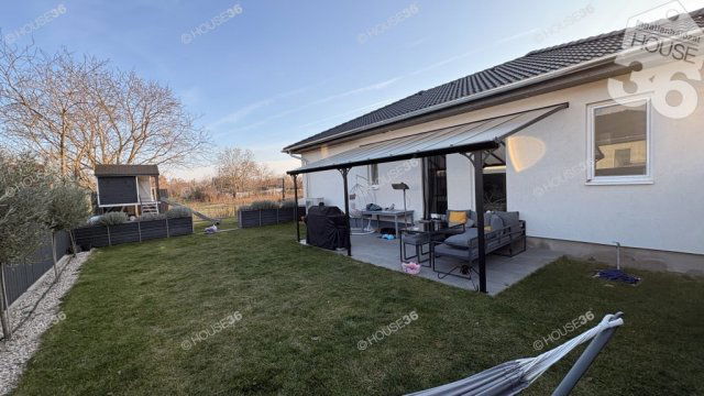 Eladó családi ház, Kecskeméten 98 M Ft, 5 szobás