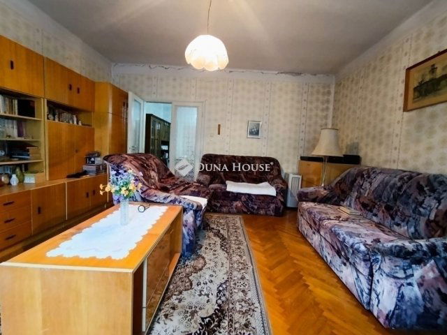 Eladó családi ház, Szegeden 51.5 M Ft, 3 szobás