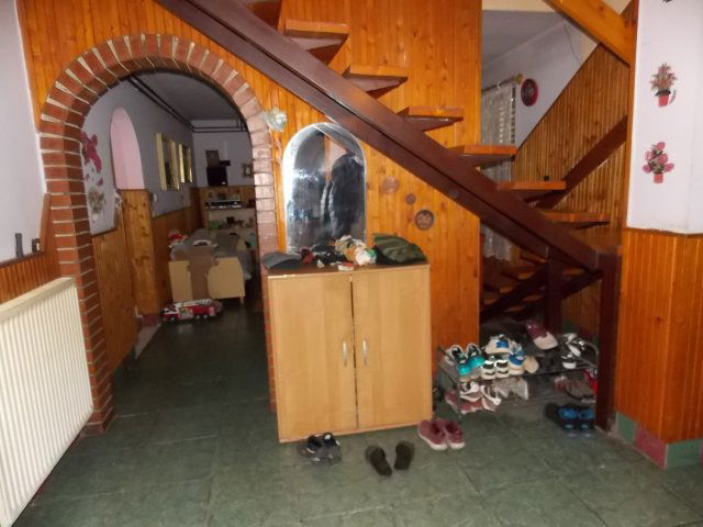 Eladó családi ház, Abonyban 62.9 M Ft, 4+1 szobás