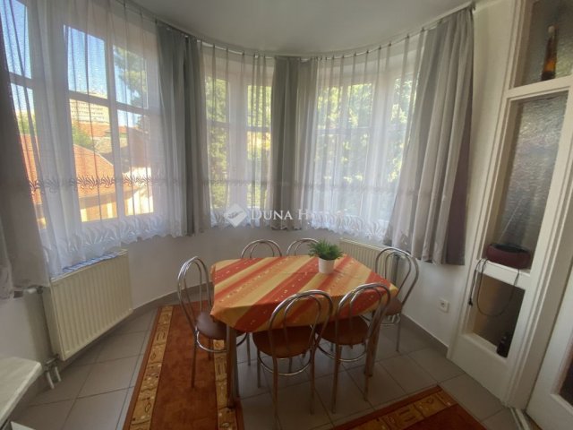 Kiadó téglalakás, albérlet, Kecskeméten 250 E Ft / hó