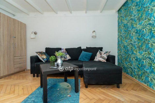 Eladó téglalakás, Budapesten, VIII. kerületben 52.5 M Ft