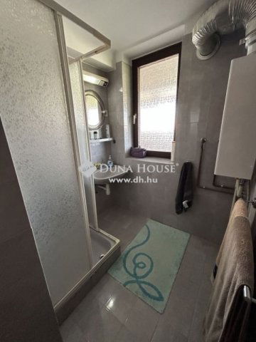 Eladó családi ház, Baján 39.5 M Ft, 2 szobás