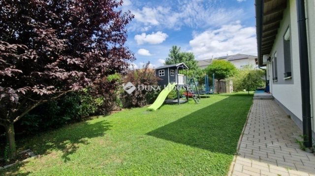 Eladó sorház, Gödön 120 M Ft, 4 szobás / költözzbe.hu