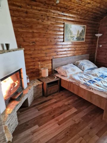 Eladó hotel, Bakonyszentlászlón 155 M Ft, 3+2 szobás