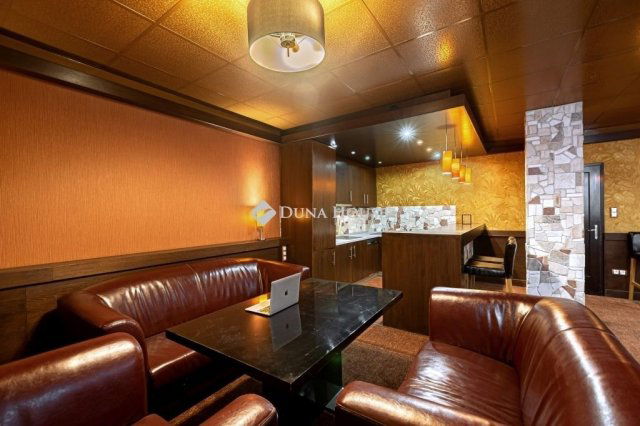 Eladó ipari ingatlan, Budapesten, II. kerületben 84.475 M Ft