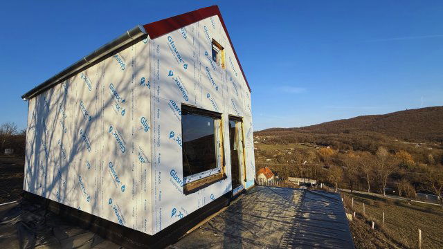 Eladó nyaraló, Balatonfüreden 85 M Ft, 2+1 szobás