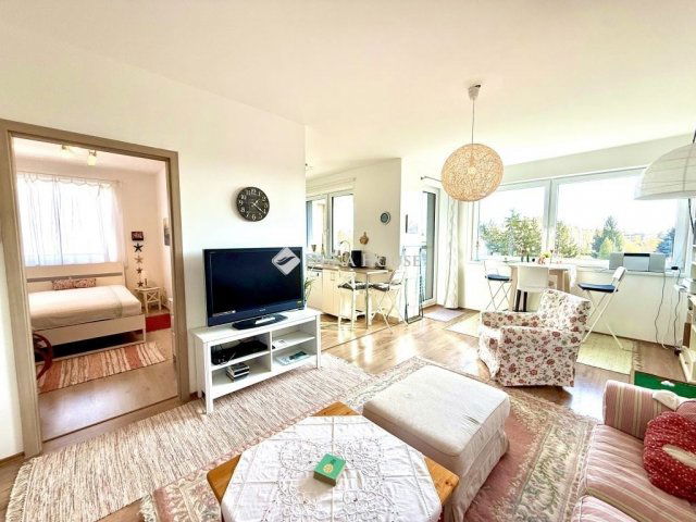 Eladó téglalakás, Szombathelyen 82.9 M Ft, 3 szobás