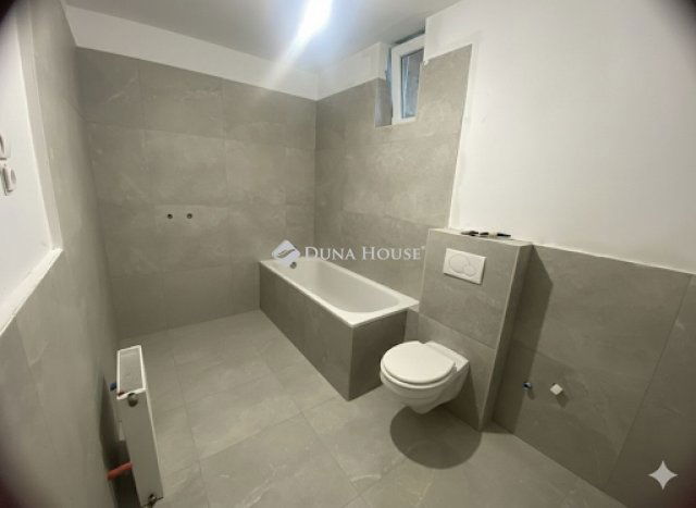 Eladó családi ház, Vácszentlászlón 45 M Ft, 4 szobás