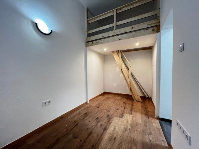 Eladó téglalakás, Budapesten, VII. kerületben 38.6 M Ft