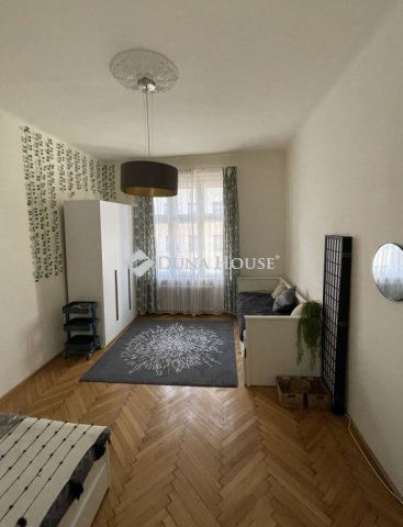 Eladó téglalakás, Budapesten, V. kerületben 75 M Ft, 1 szobás