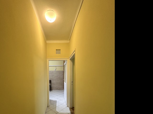 Eladó téglalakás, Békéscsabán 0.16 M Ft, 3 szobás